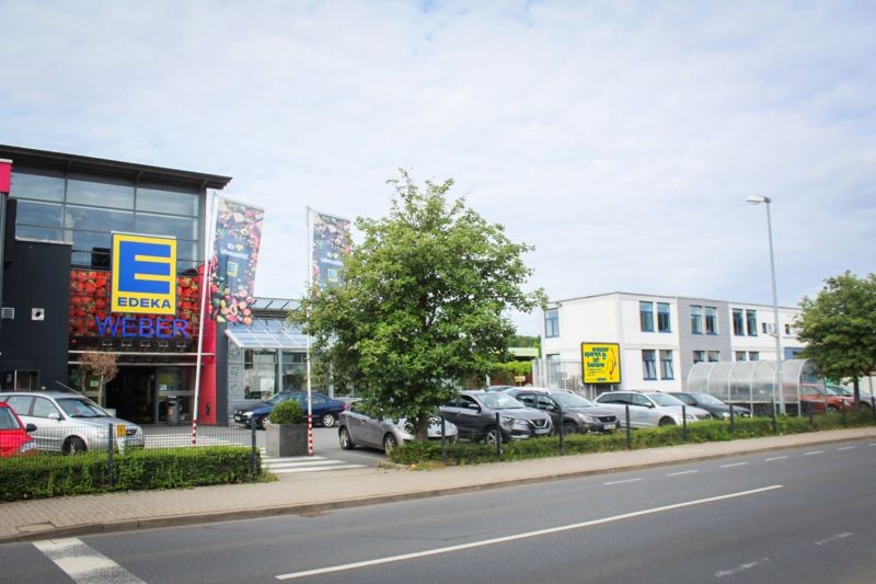 Von-Lilien-Str. 9 Edeka Weber Einf.