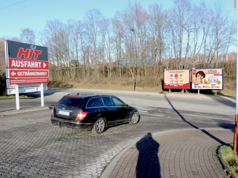 Uckendorfer Str/Spicher Str nh/ HIT gg