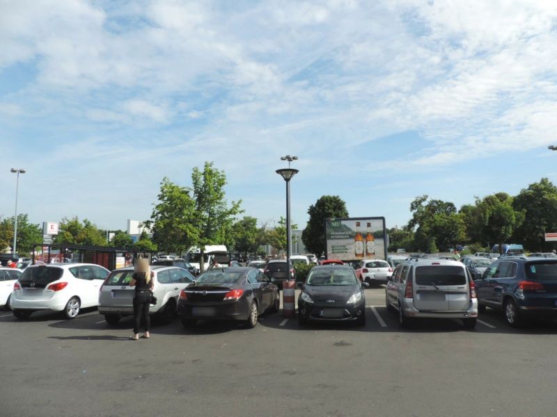 Sindorfer Str. 65-69 Kaufland Eing.