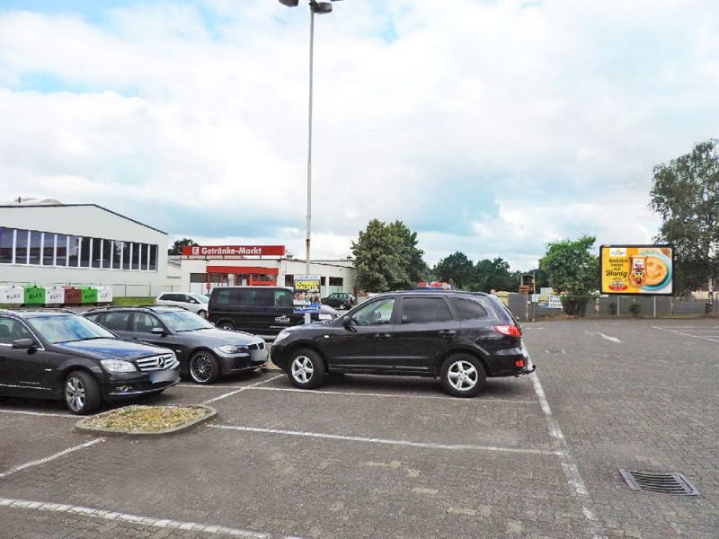 Andreasstr. 3-5 Kaufland Eing.