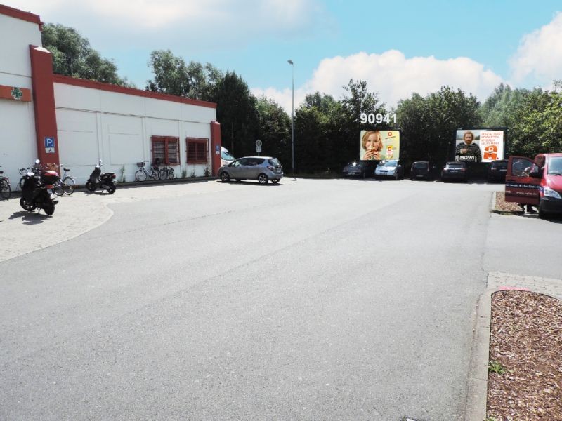 Bohmsiel 1 Kaufland Eing.