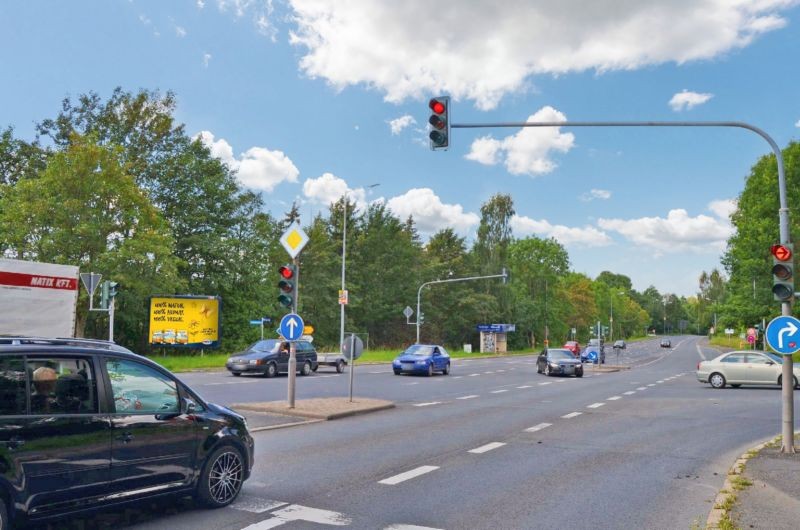 Schleusinger Str (B 247)/Friedbergweg