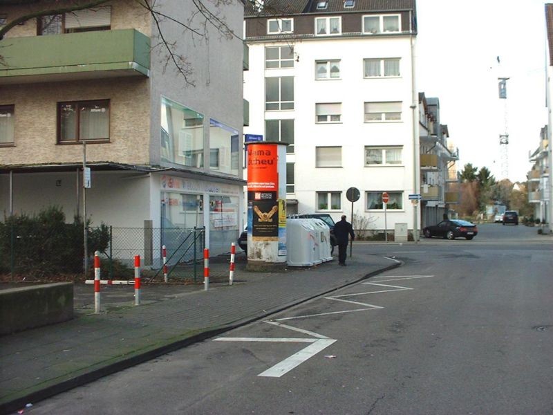 Peter-Neuenheuser-Str.  -  Birkenbergstr