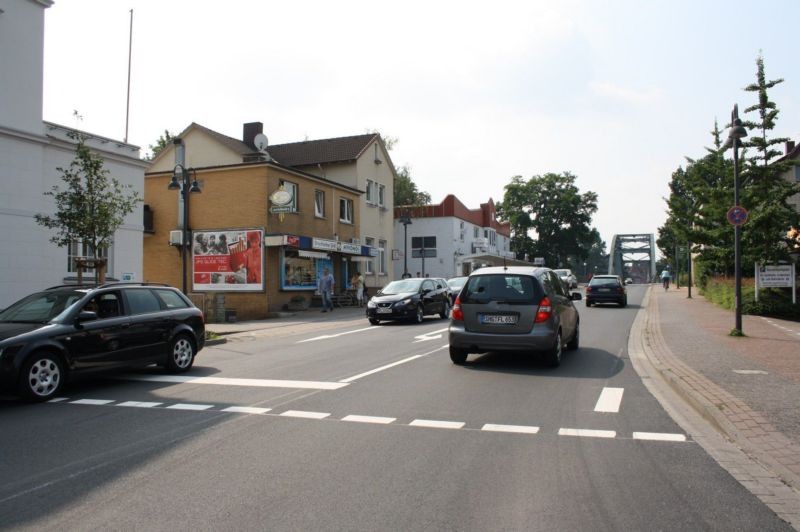 Bahnhofstr.  2