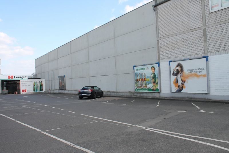 Rolshover Str. 229-231 Handelshof (li)