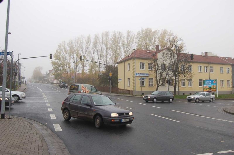 An der Schlossmauer aw/Friedrich-Ebert-Str (B 4)