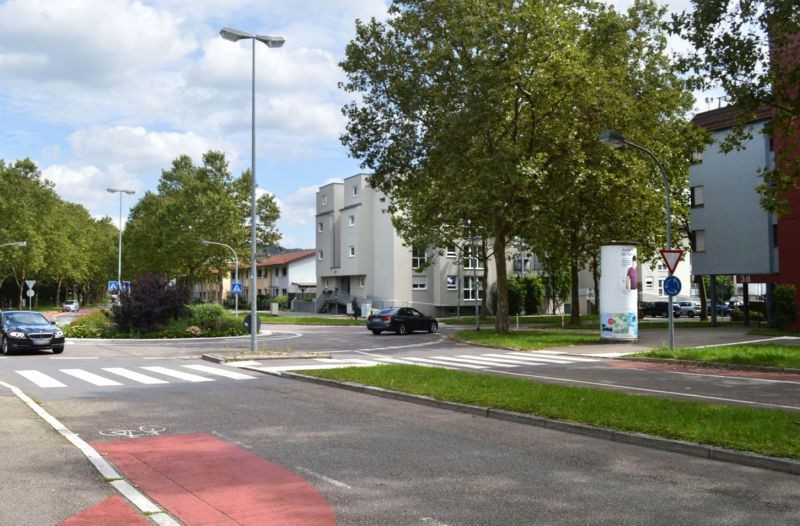 Robert-Bosch-Str  38/Max-Planck-Str