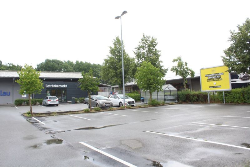 Industriestr. 1 Marktkauf S?llau Eing.