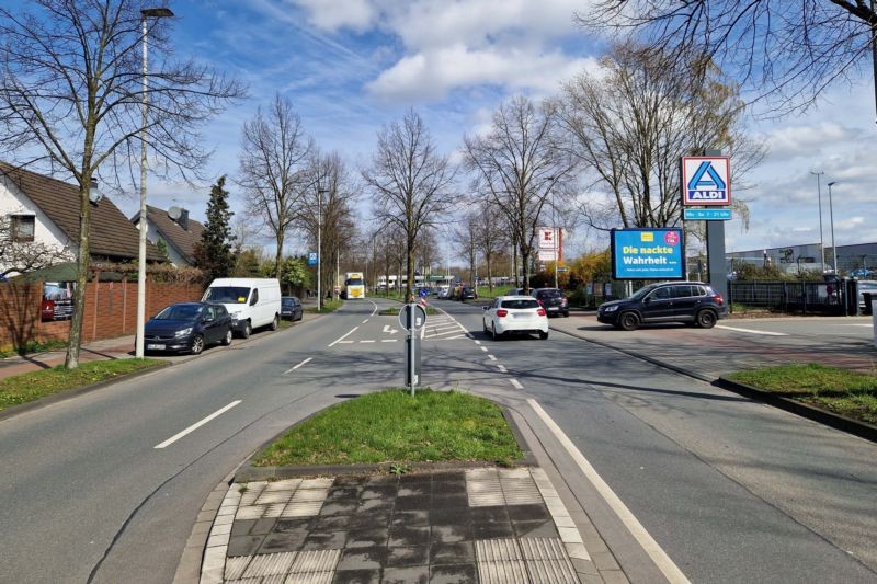 Friedensstra?e 94, ew Einfahrt Aldi