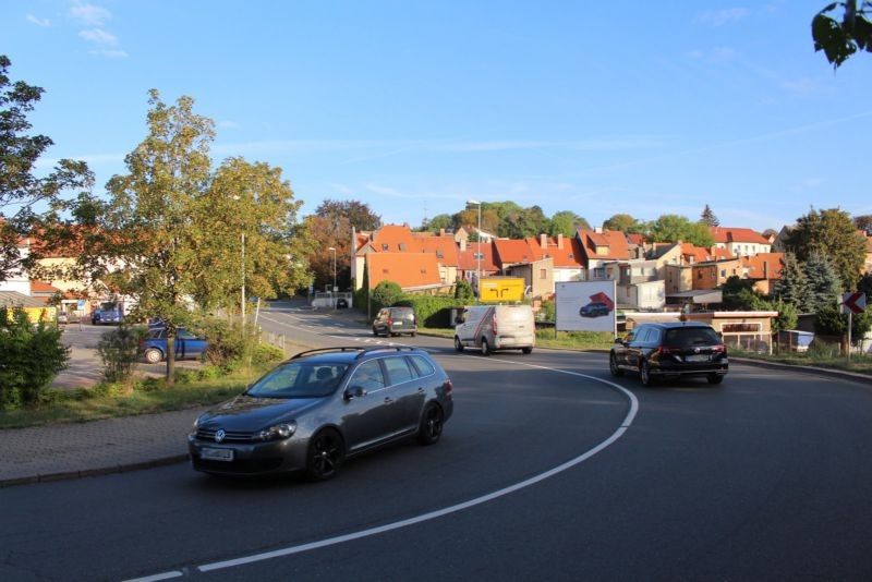 Doktorsteg (B 180)  / re. neb.Trafo / geg. Lidl