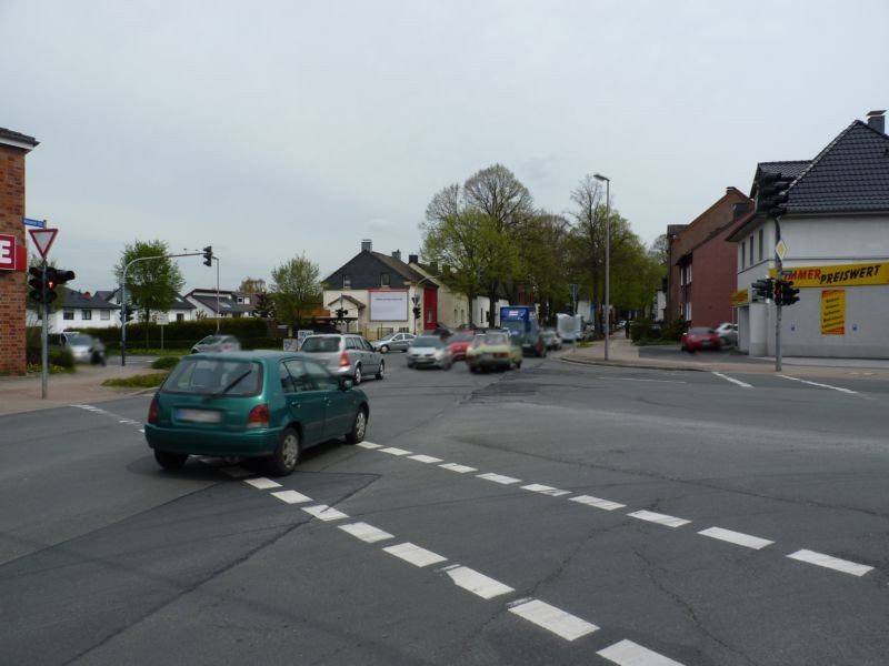 Massener Str. 111 b (L 678)  - quer / B?ddenberg