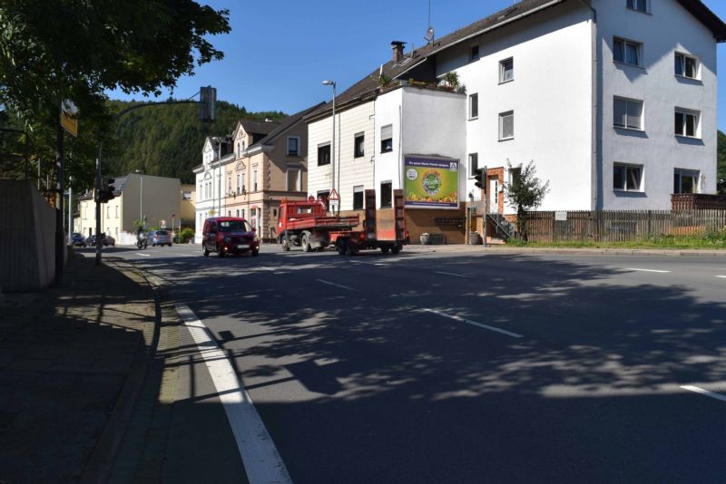 Lennestr. 18 (B 236)  / Inselstr.