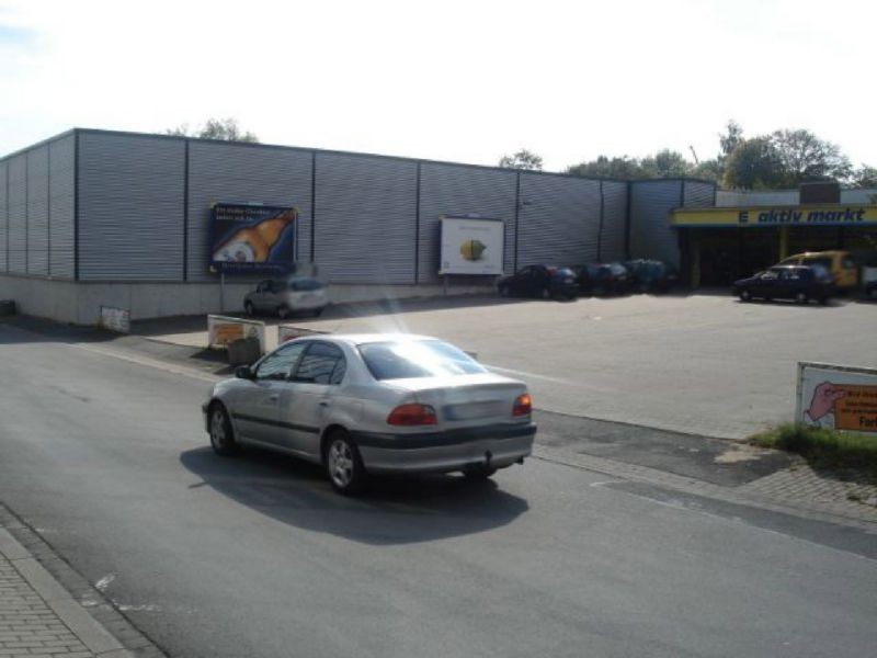 Hellweg 12 / Nh. Eing. li.