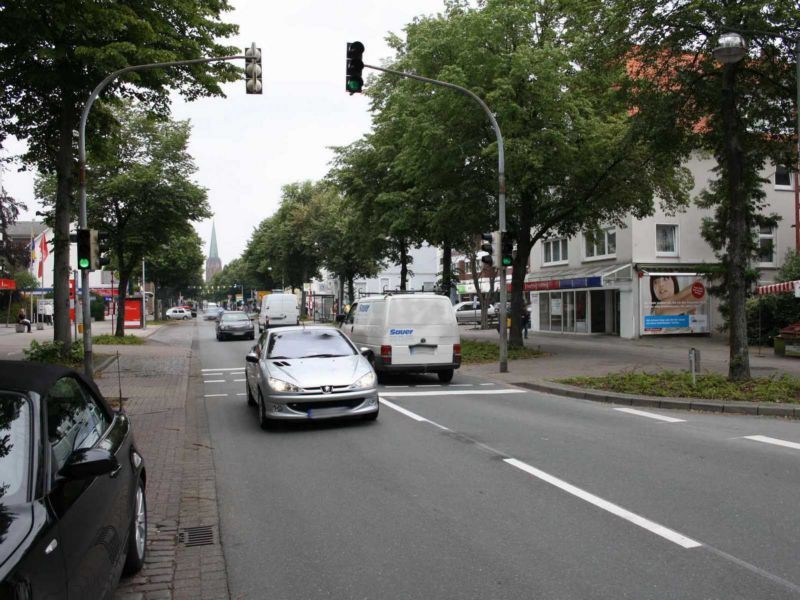 Bahnhofstr. 15  re.