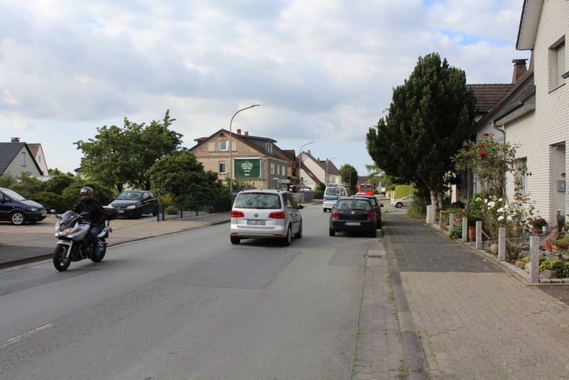 B?nder Str. 56