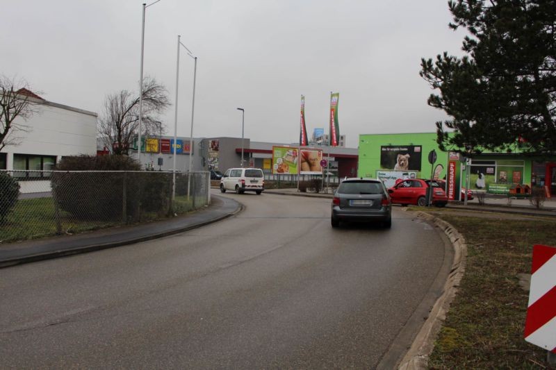 Duttweiler Str. 5  / Speyerer Str. / Hockenheim-Center Zuf. re. quer