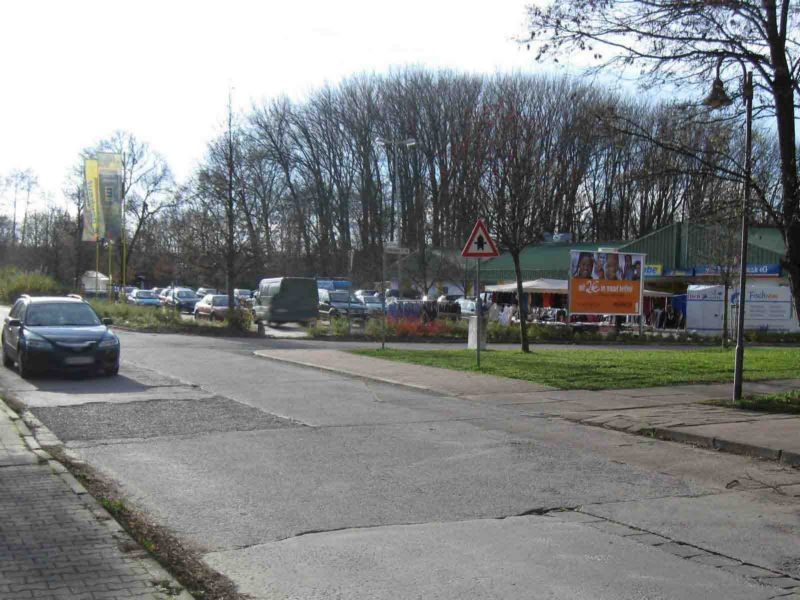 Stra?e des Friedens 22a / (PP) Si. Str.