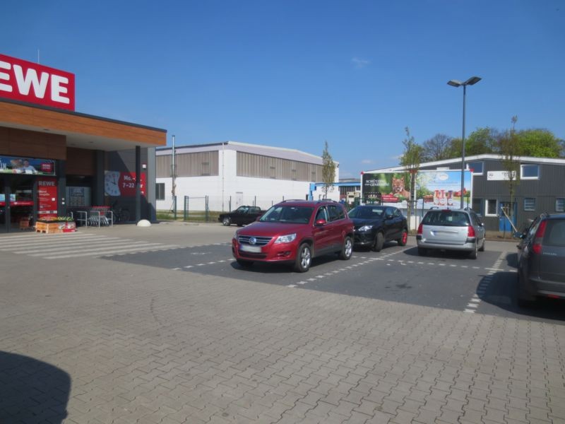 Altl?nder Str. 19  / Rewe Si. Eing.