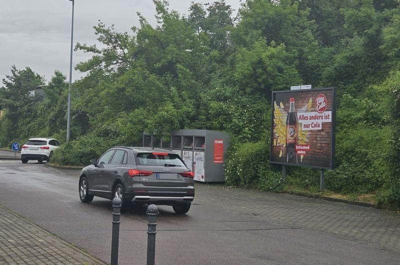 Niederauer Str. 43  / Nh. Einf. re.