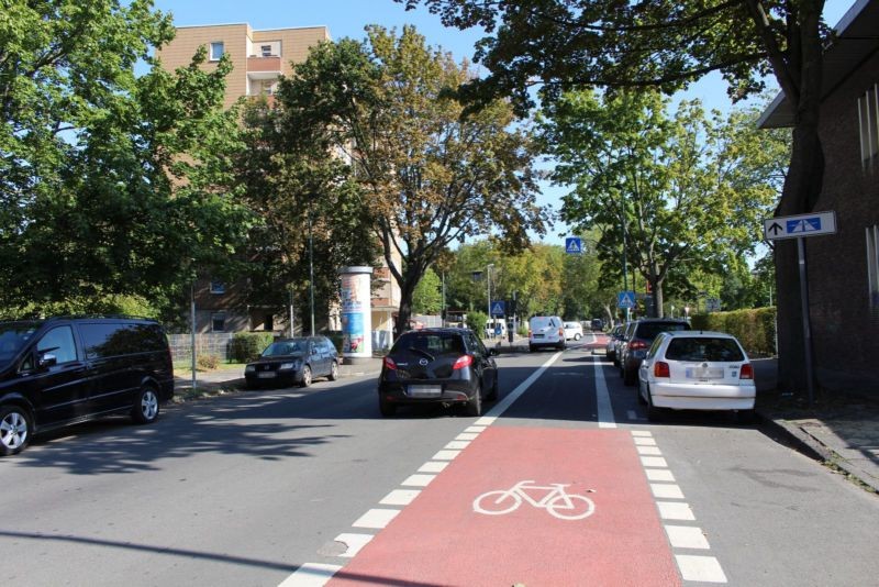 Bochumer Str. hinter 40 hinter gg?. In den Diken