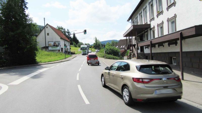 Bundesstr. 2 (B 32)