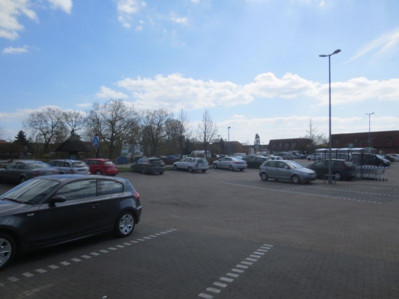 Bahnhofsplatz 3  / Edeka (PP)