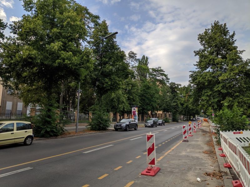 Marchstr. gg?. 12 hinter Guerickestr.