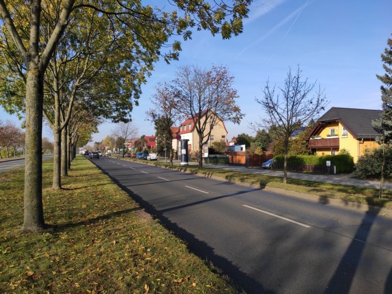 Alt-Mahlsdorf 12 vor Frettchenweg