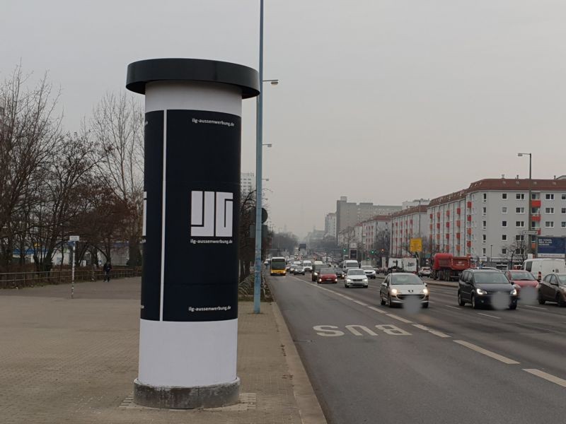 Frankfurter Allee hinter 216 vor Lichtenberger Br?cke