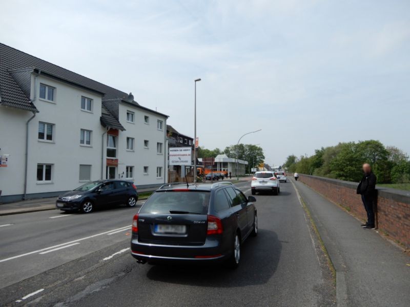 Neusser Landstr. 311-313 (B 9)  RS