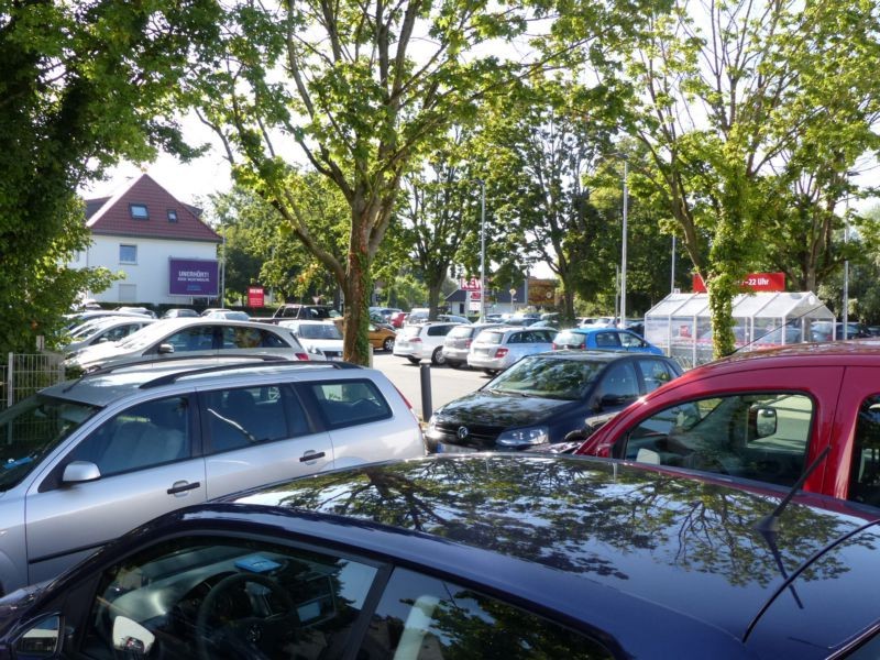 Sankt-Johann-Str. 6  / Si. Nahkauf (PP)