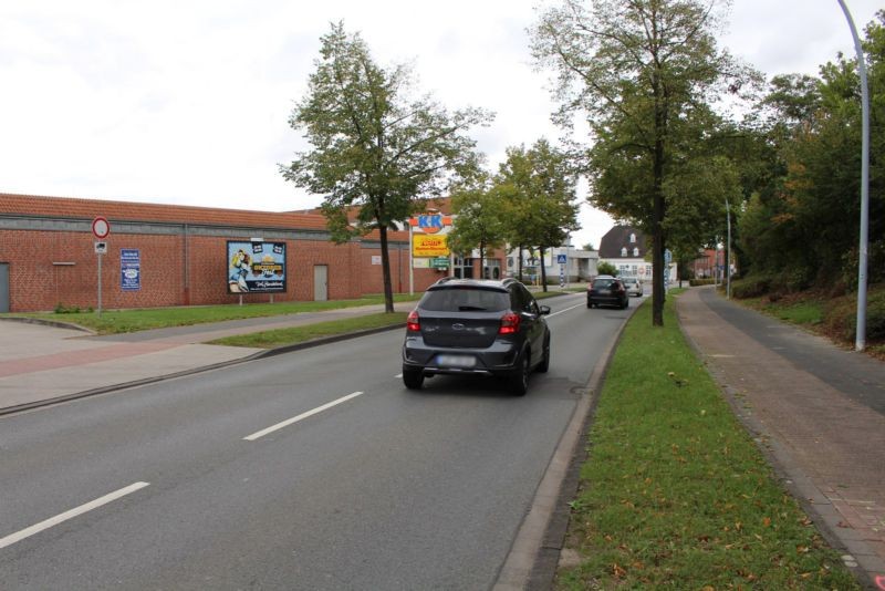 Lindenstr.  / Ahornweg 5