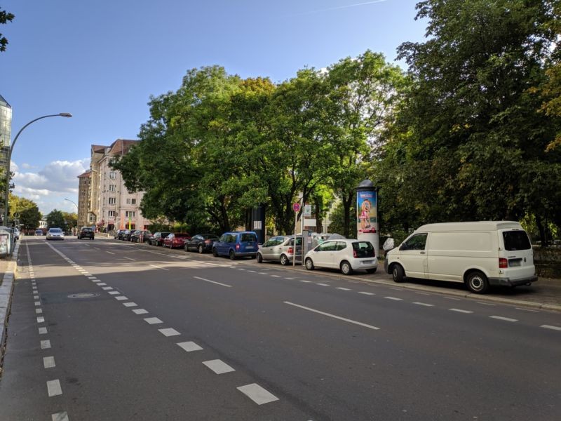 Fischerinsel 6 vor der Br?cke