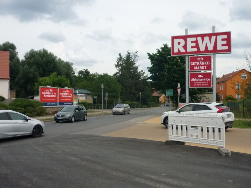 Friedrich-Ebert-Str. / Stra?e der Einheit 15 geg. Rewe Einf.
