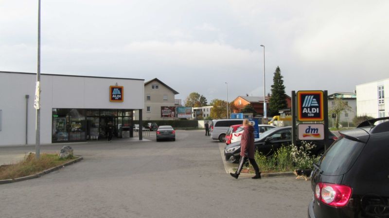 S?mmeringstr. 7 neb. Aldi u. DM