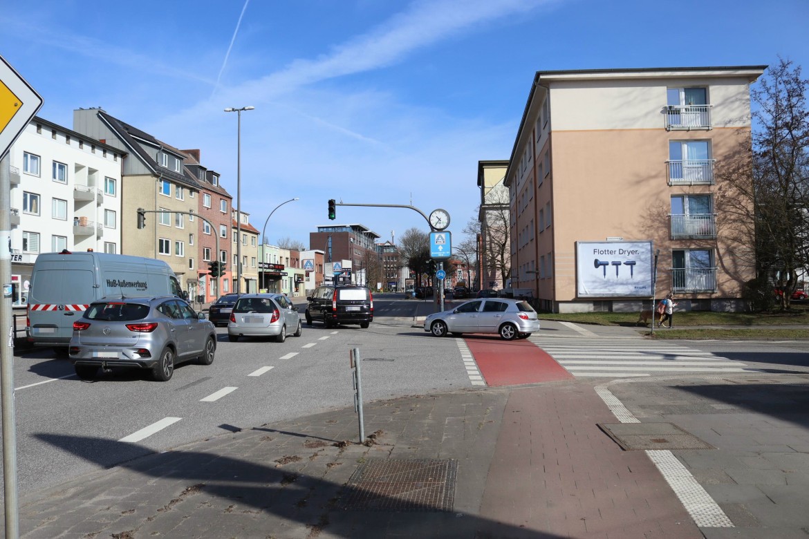 Bramfelder Str. 90-92 re.
