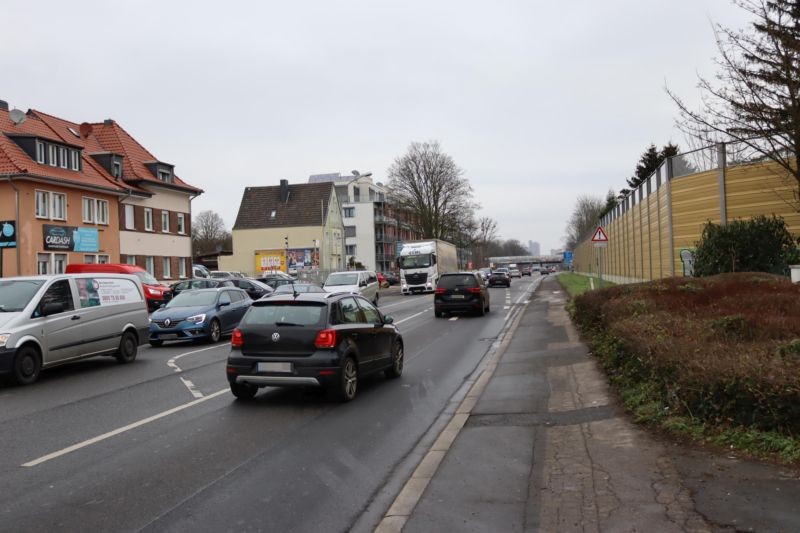 Luxemburger Str. 48-52 (B 265)