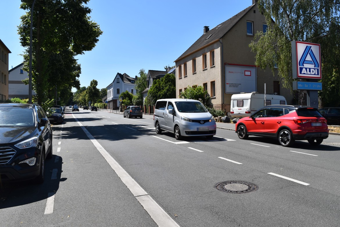 Wittbr?uker Str. 55  / Si. REWE-Markt quer