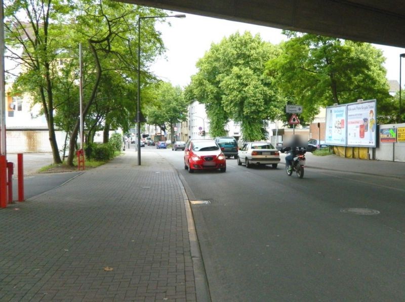 Poll-Vingster St. 208/Gremberger S/Si.Kaufland li.