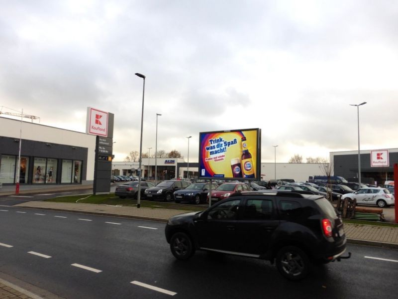 Bahnhofstr. 26 Kaufland Einf. li. Si. Str.
