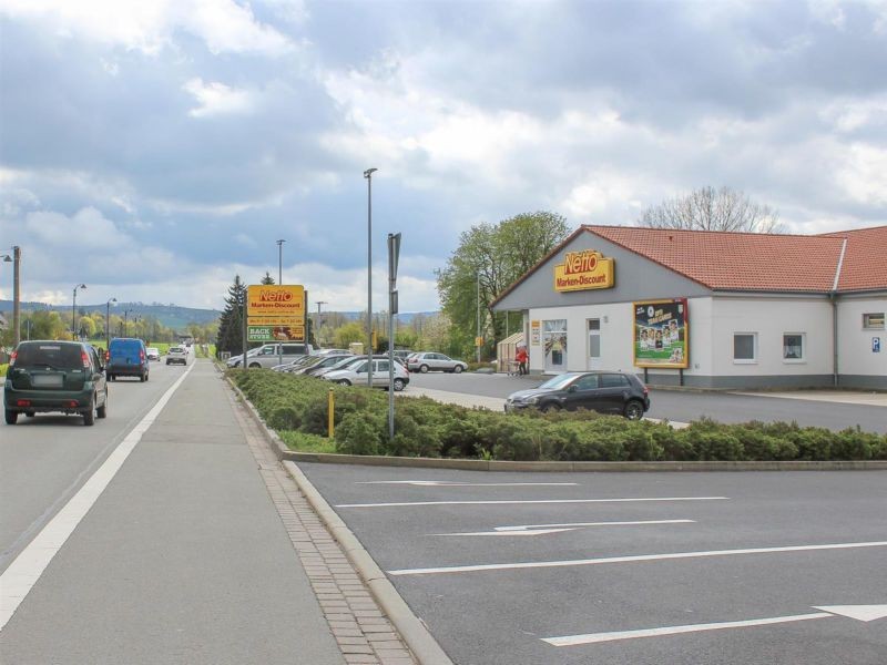 Hauptstr.  64a/Eing. Netto