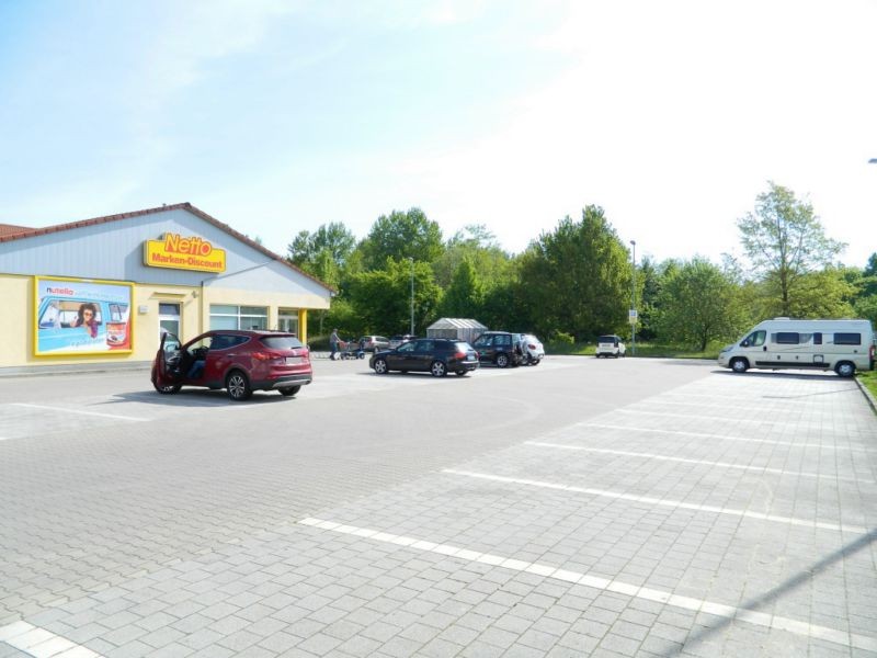 Greuther Str.  15/Eing. Netto