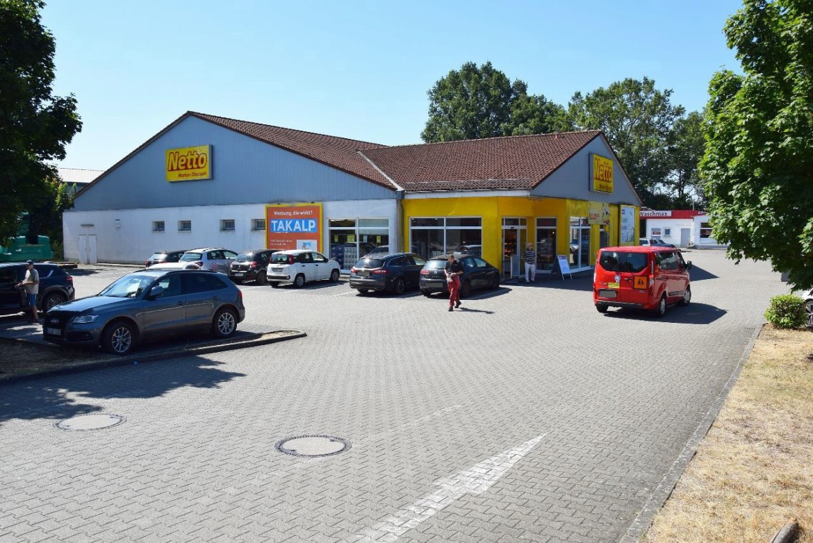 Hans-Inderfurth-Str.   2/Einf. Netto