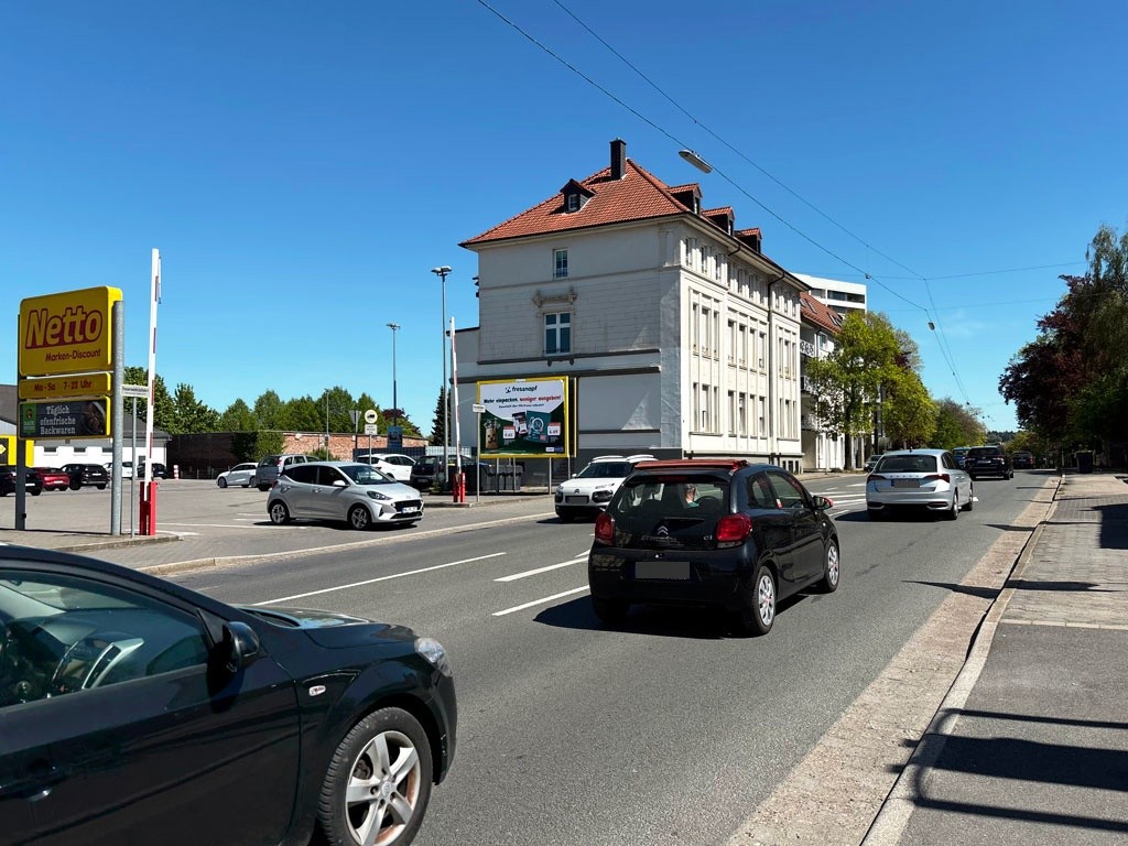 Friedrichstr.  73 li. quer Netto
