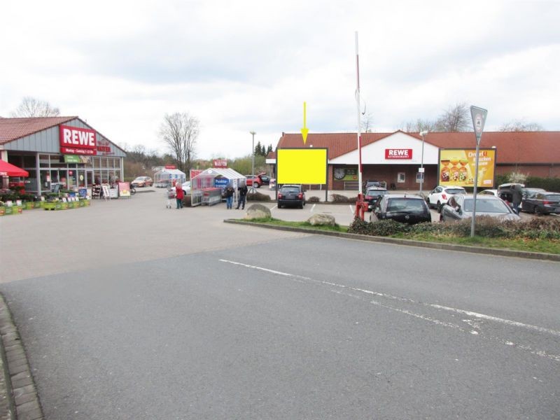 Soltauer Str.  37/REWE PP/Si. Einf./1. Sto.