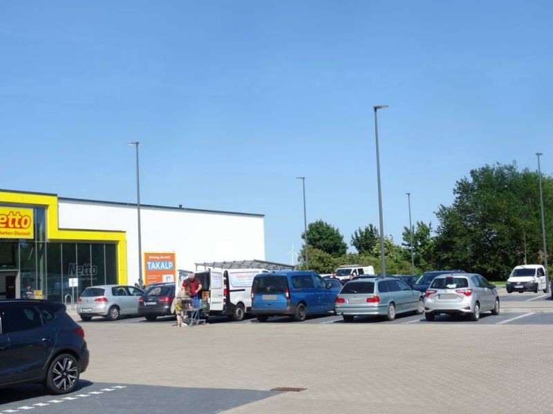 Jarmener Chaussee   5a-b re. neb. Eing. Netto