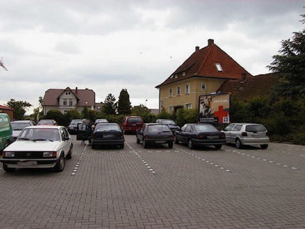 Barkhausener Str. 91-93 gg. Eing. li.