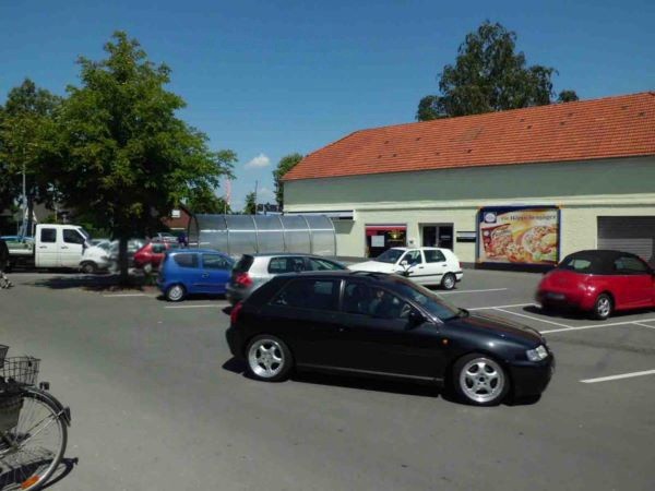 Bielefelder Str. 90-92  Nh. Eing.