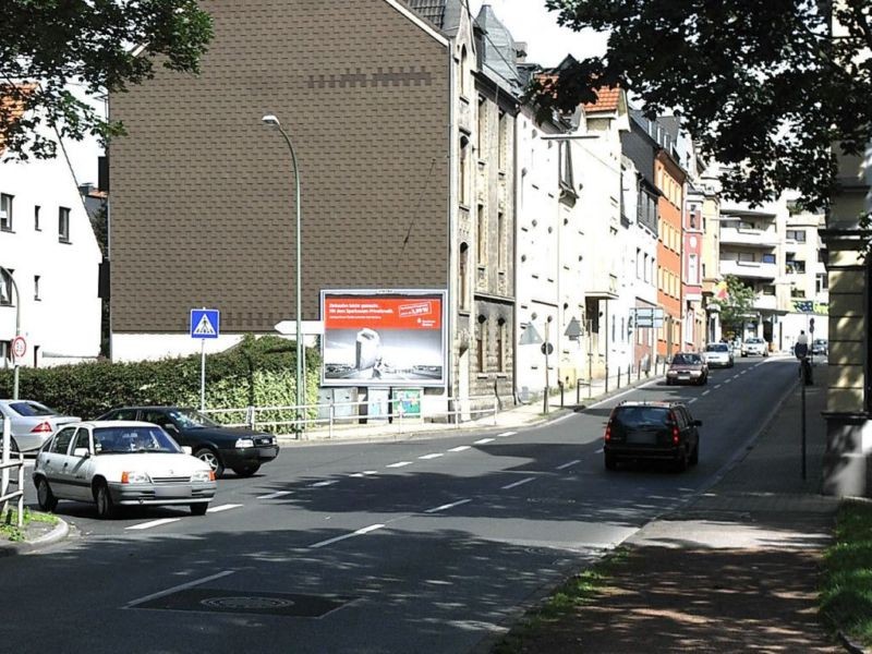 Bahnhofstr. 14 quer