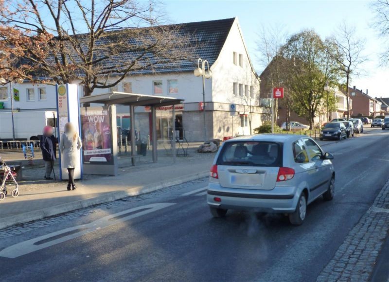Heerstr. vor Marktplatz/HST Markt   4 li.
